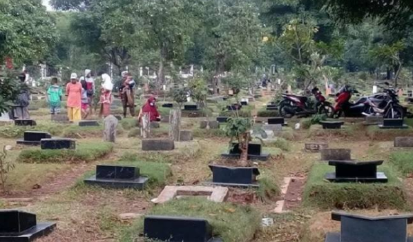 Ready to Fund at Jakarta Cemetery
